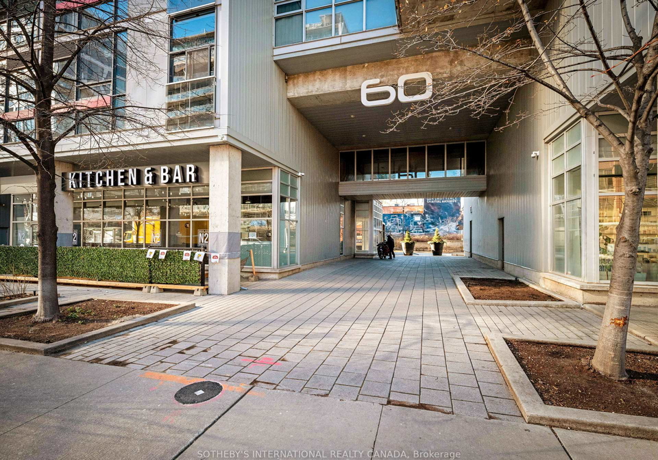 60-bathurst-street-toronto-ontario-c13042180