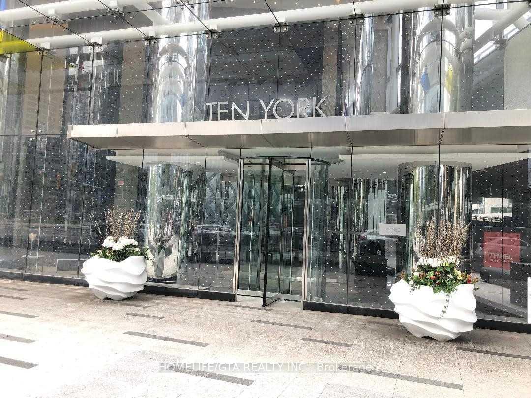 10-york-street-toronto-ontario-c13042314