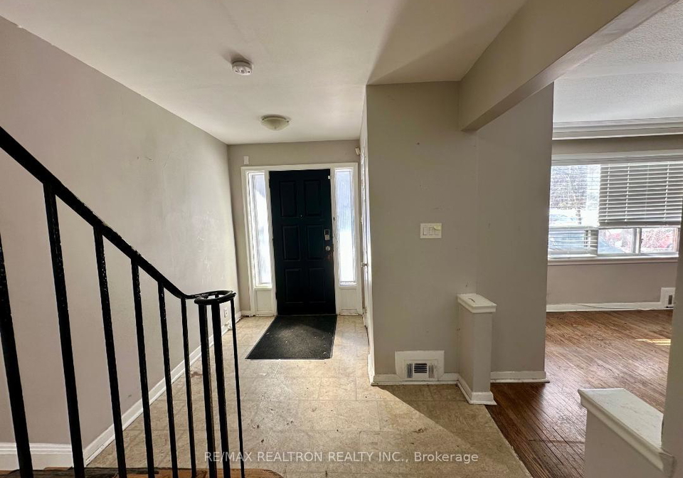 38-southbourne-avenue-toronto-ontario-c13042496
