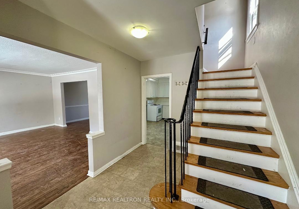 38-southbourne-avenue-toronto-ontario-c13042496