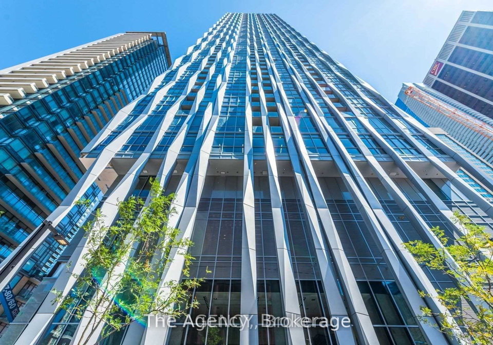 1-yorkville-avenue-toronto-ontario-c13042588
