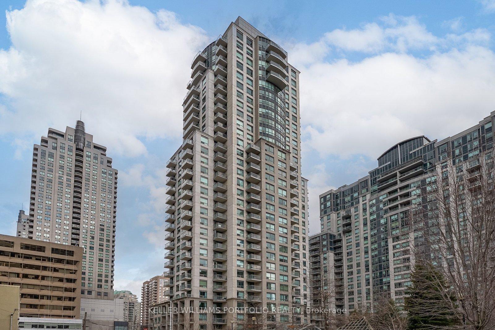 21-hillcrest-avenue-north-york-ontario-c13043032