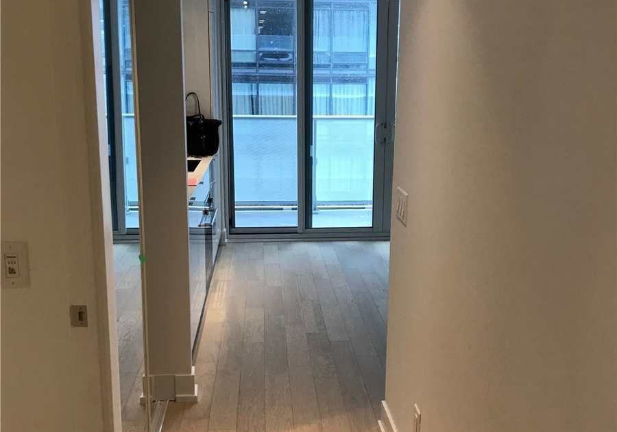 7-grenville-street-toronto-ontario-c13043056