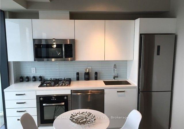 11-charlotte-street-toronto-ontario-c13043092