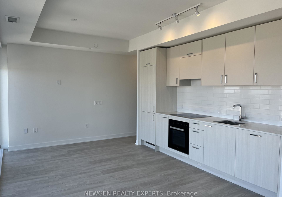 5-quarrington-lane-north-york-ontario-c13043112