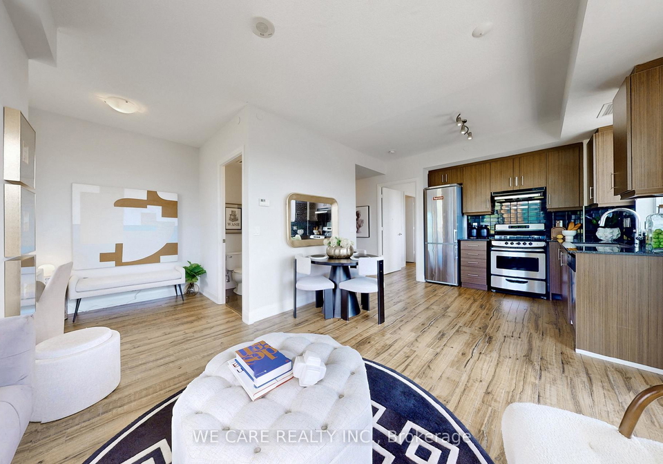 68-canterbury-place-toronto-ontario-c13043156