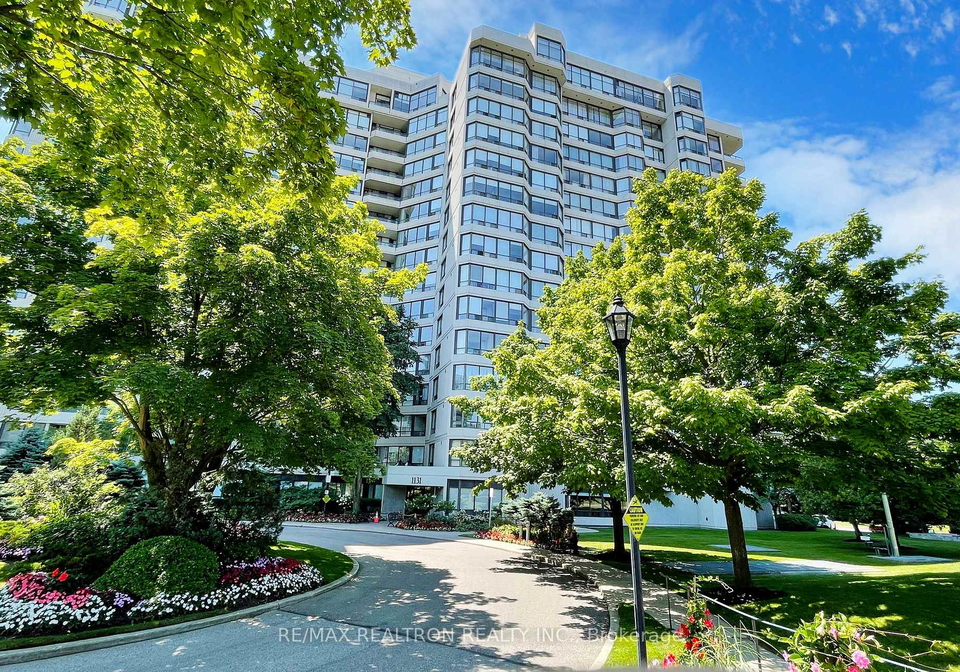 1131-steeles-avenue-w-toronto-ontario-c13043164