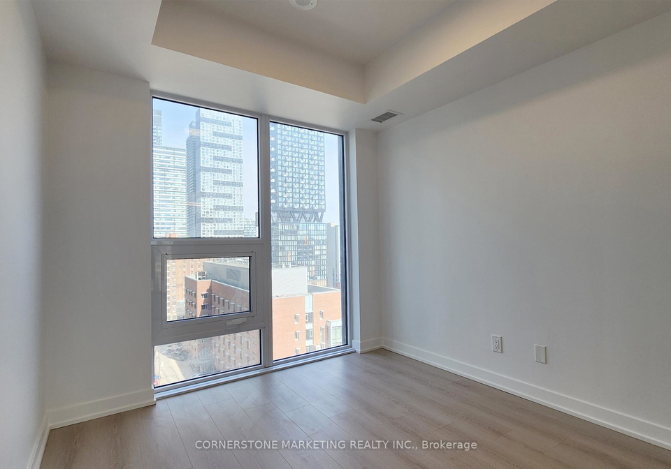 100-queen-street-e-toronto-ontario-c13043174