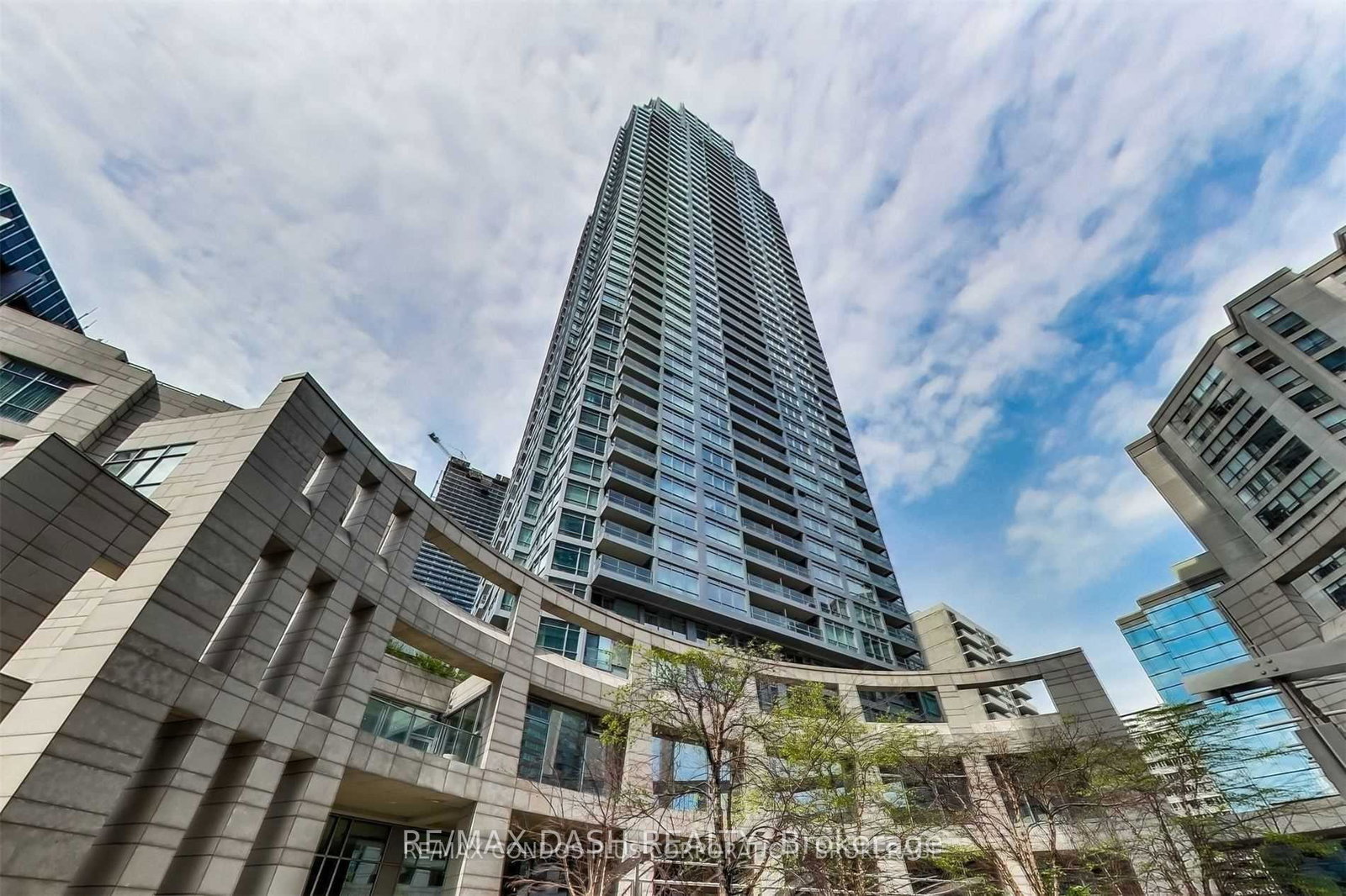 2191-yonge-street-toronto-ontario-c13043526