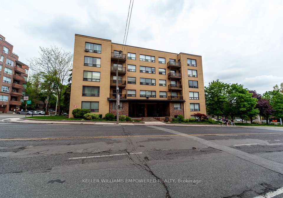 740-eglinton-avenue-w-toronto-ontario-c13043624