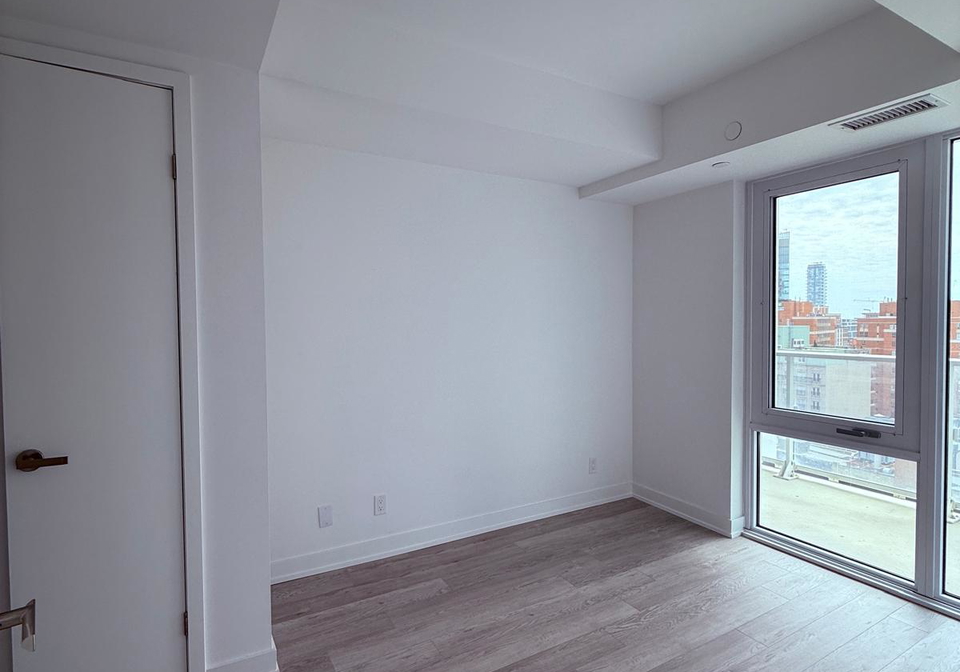 88-queen-street-toronto-ontario-c13043720