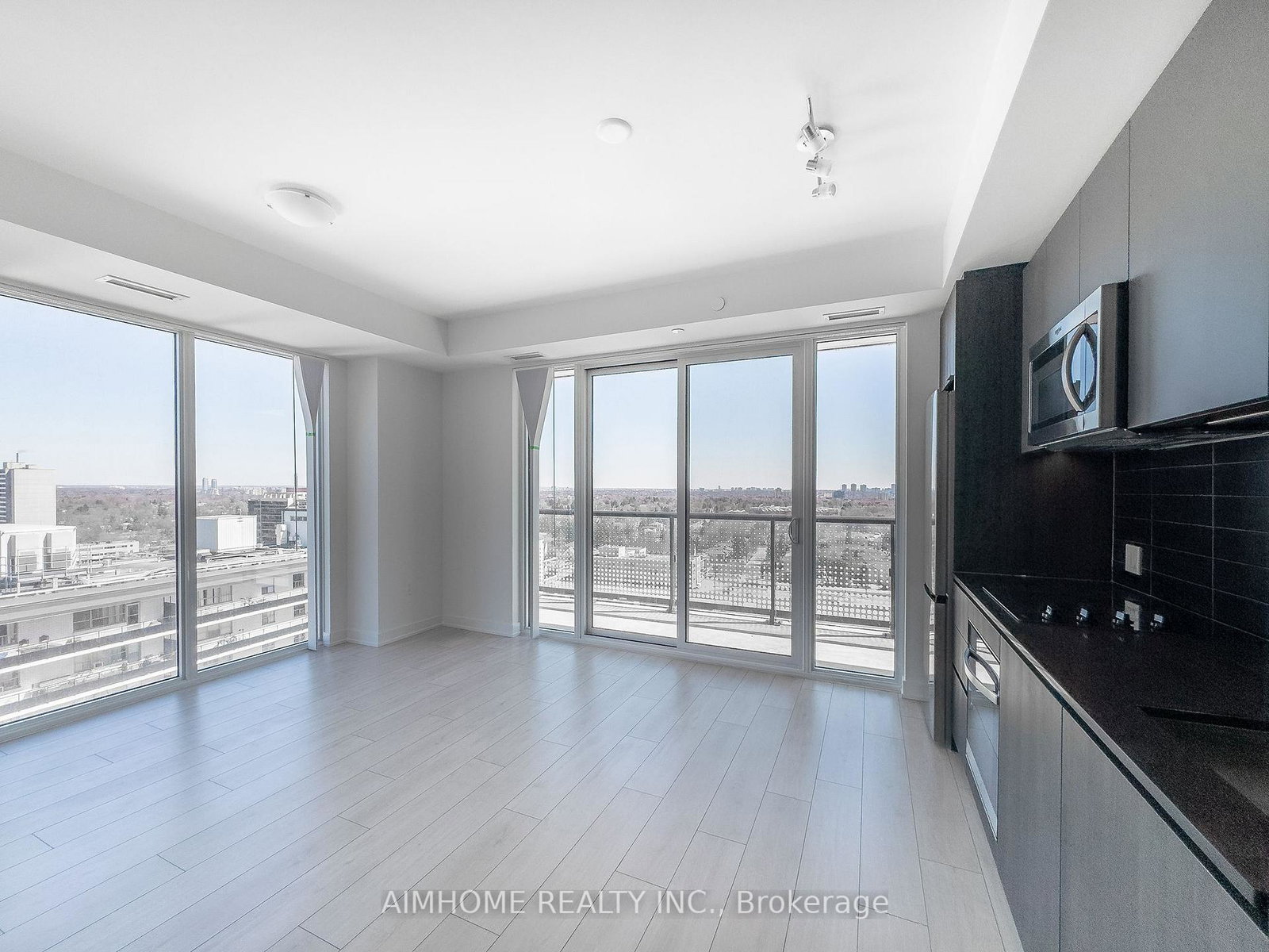 5858-yonge-street-e-toronto-ontario-c13043840