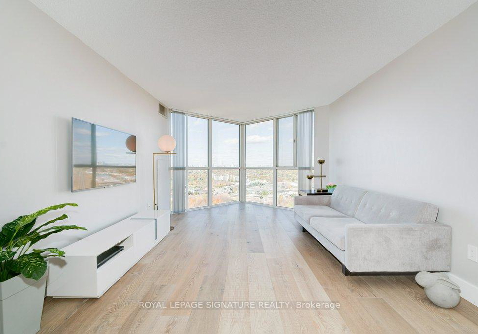 7-concorde-place-north-york-ontario-c13043976