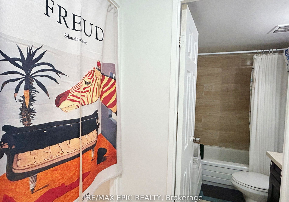 350-seneca-hill-drive-north-york-ontario-c13044096