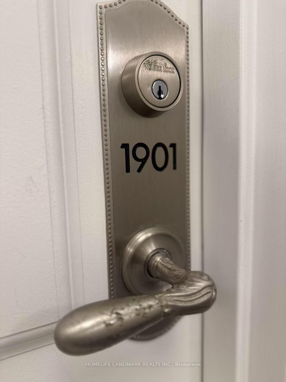 15-greenview-avenue-toronto-ontario-c13044166