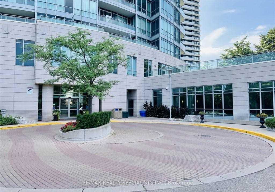 60-byng-avenue-north-york-ontario-c13044284
