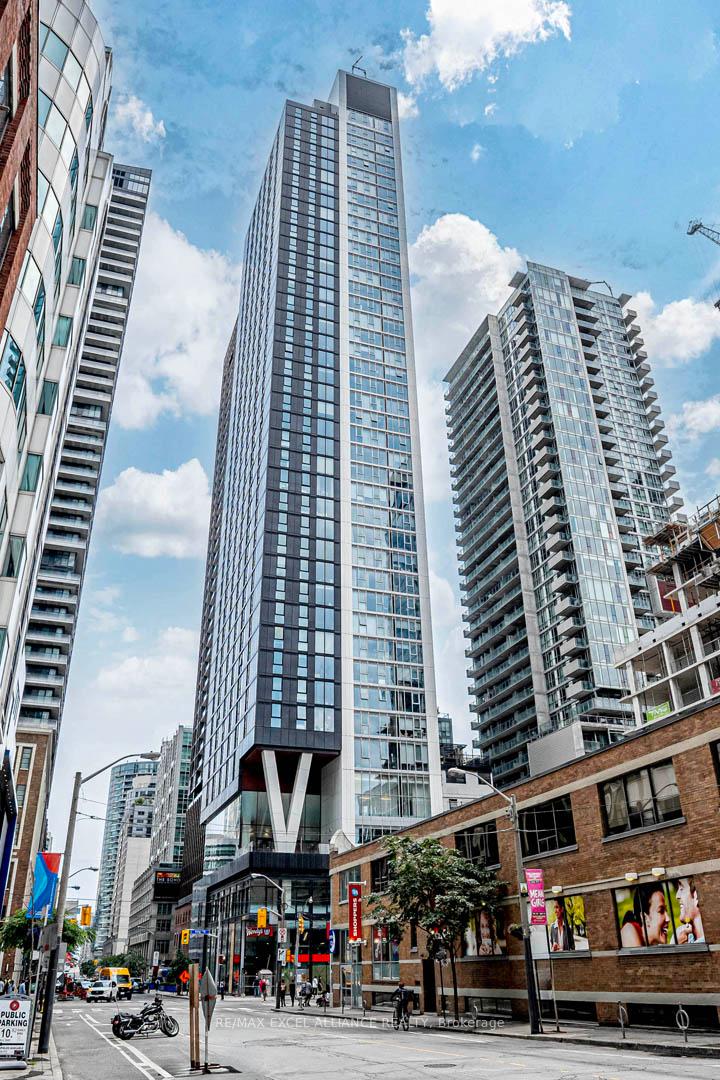 357-king-street-w-toronto-ontario-c13044336
