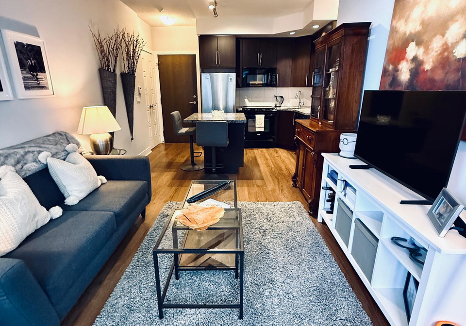 28-linden-street-toronto-ontario-c13044388
