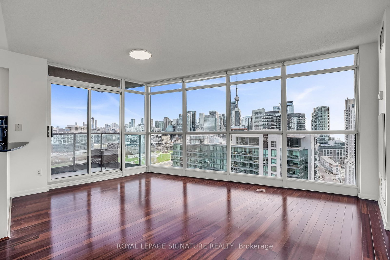 219-fort-york-boulevard-toronto-ontario-c13044394