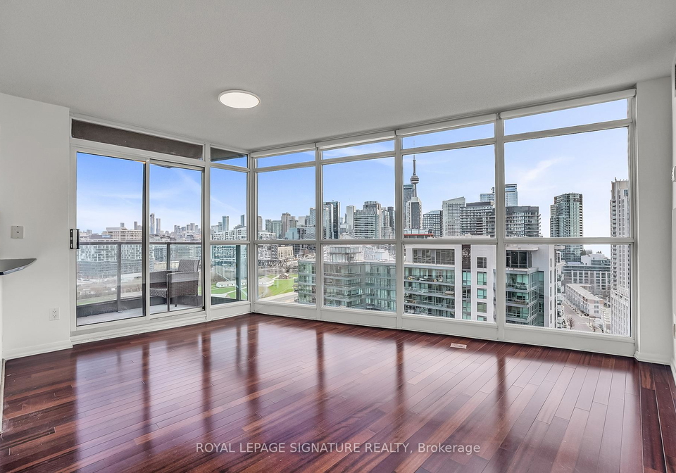 219-fort-york-boulevard-toronto-ontario-c13044394