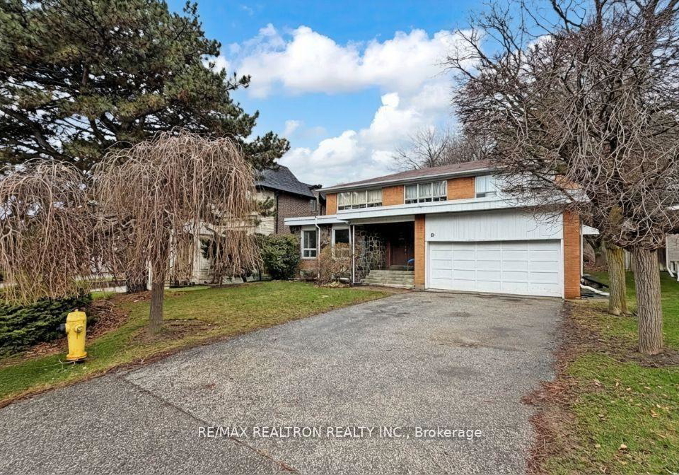 10-hearthstone-crescent-toronto-ontario-c13044416