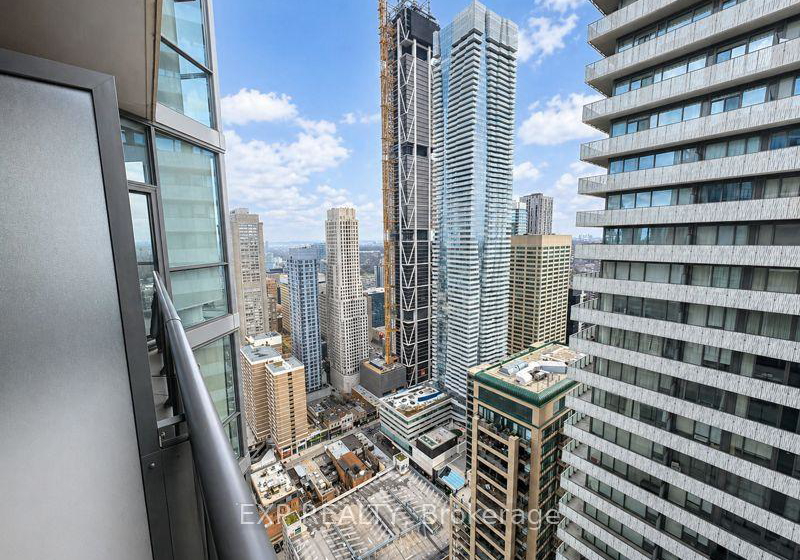 45-charles-street-e-toronto-ontario-c13044480