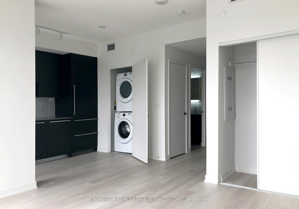 117-mcmahon-drive-north-york-ontario-c13044622