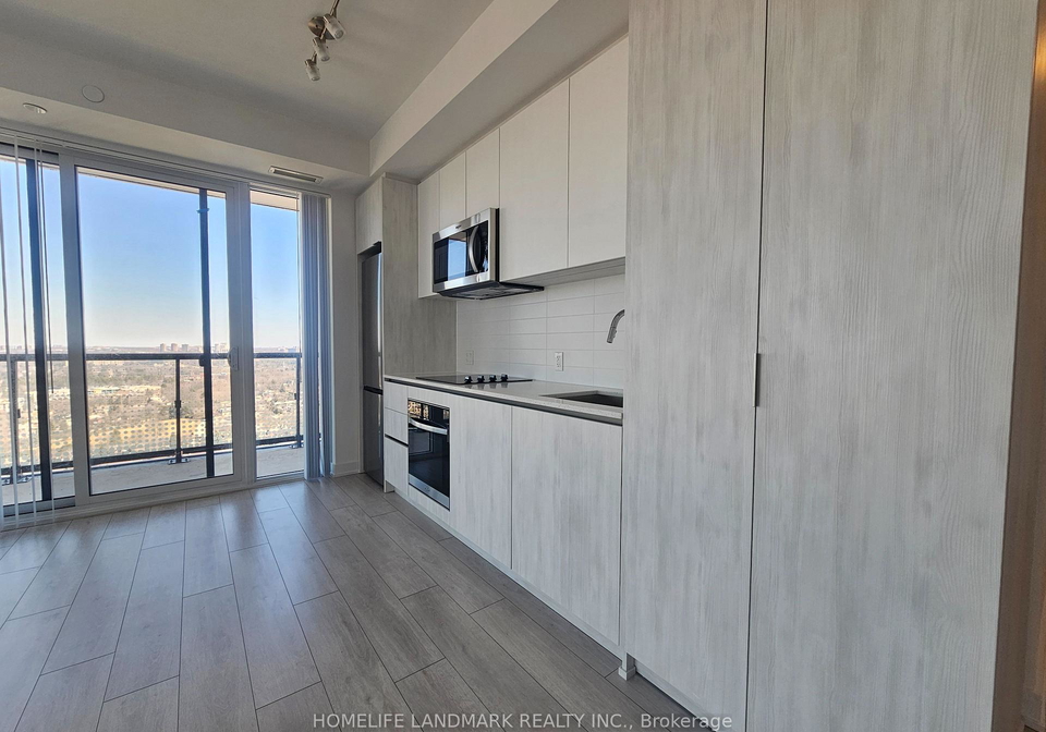 5858-yonge-st-street-toronto-ontario-c13044778