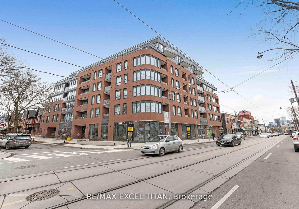 5-lakeview-avenue-toronto-ontario-c13044820