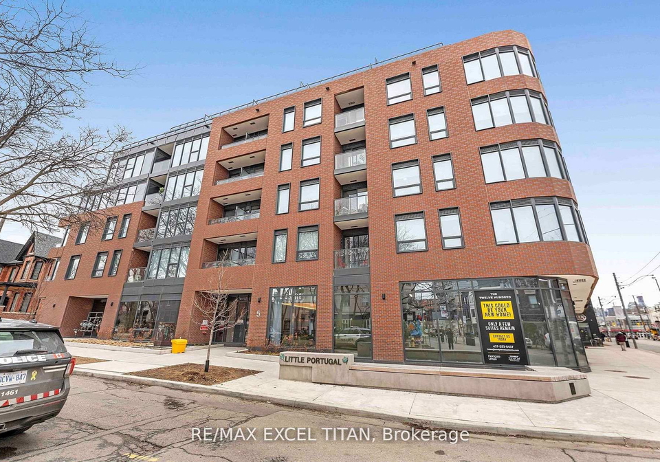 5-lakeview-avenue-toronto-ontario-c13044820
