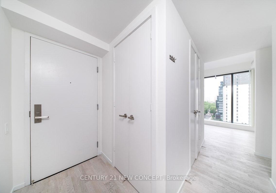 5-st-joseph-street-toronto-ontario-c13044876
