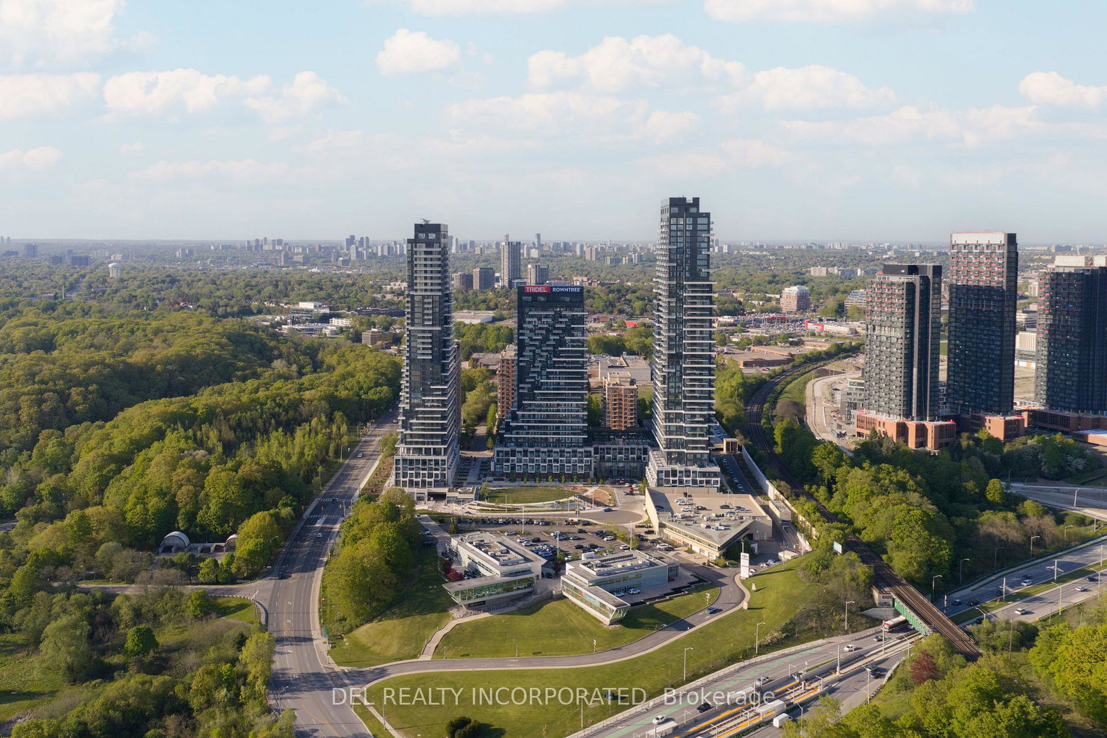 30-inn-on-the-park-drive-north-york-ontario-c13045022