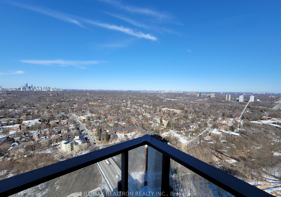 395-bloor-street-toronto-ontario-c13045098
