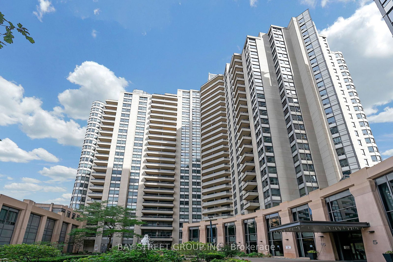 15-northtown-way-north-york-ontario-c13045178