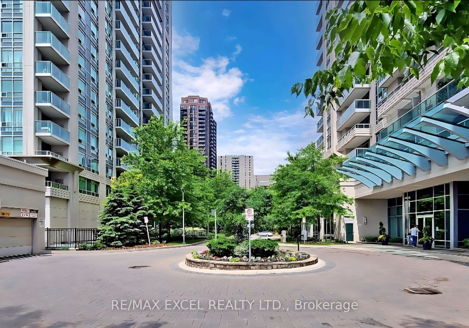 17-anndale-drive-north-york-ontario-c13045196