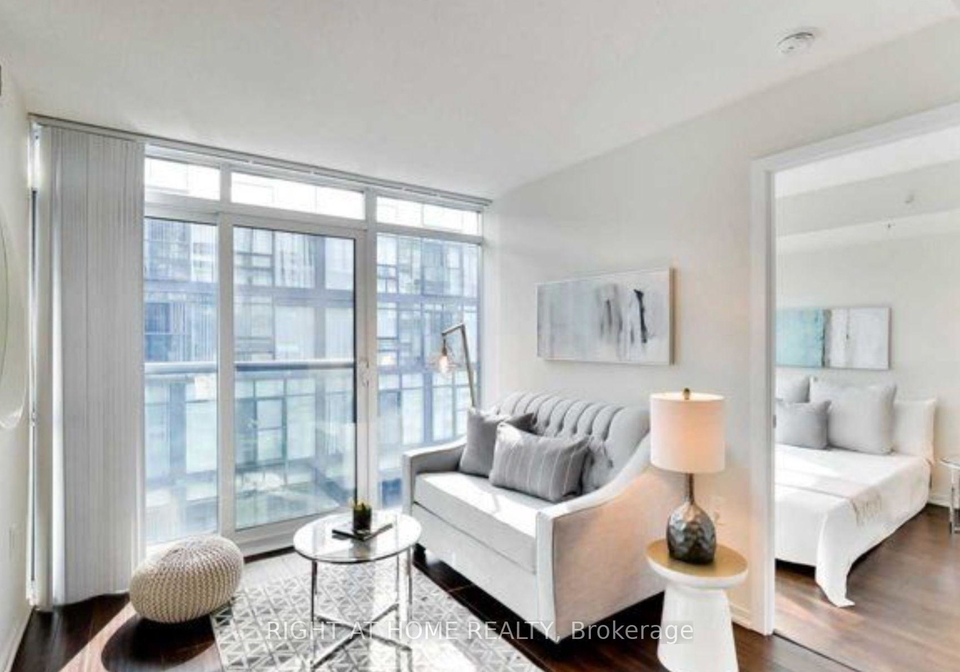 36-lisgar-street-toronto-ontario-c13045298
