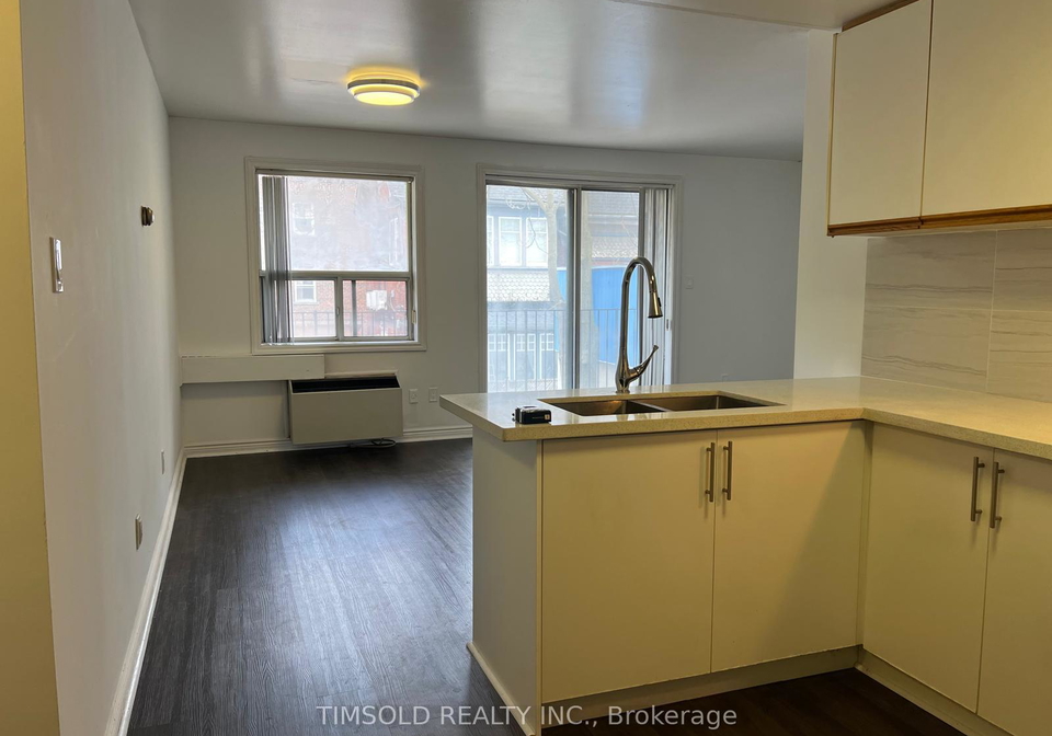 666-st-clair-avenue-w-toronto-ontario-c13045418