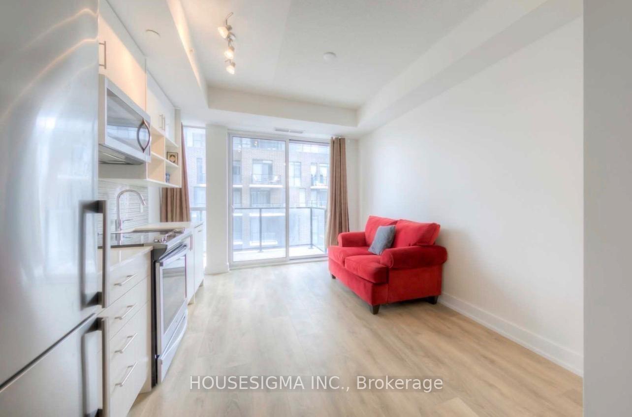128-fairview-mall-drive-north-york-ontario-c13045582