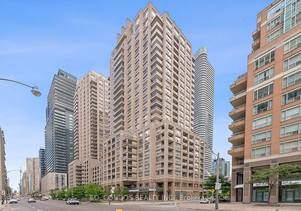909-bay-street-toronto-ontario-c13045788