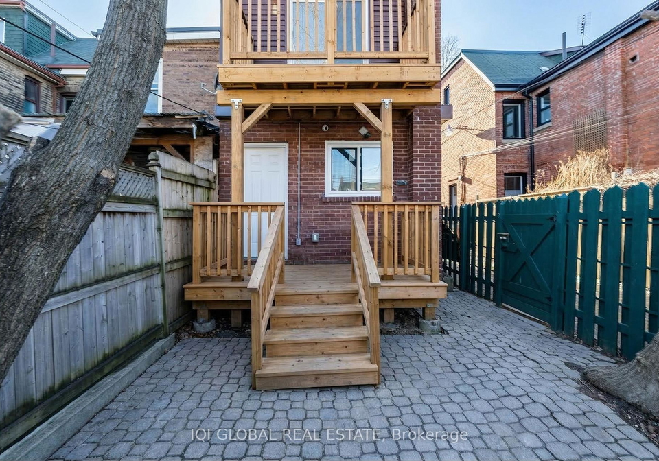 633-ossington-avenue-toronto-ontario-c13045838