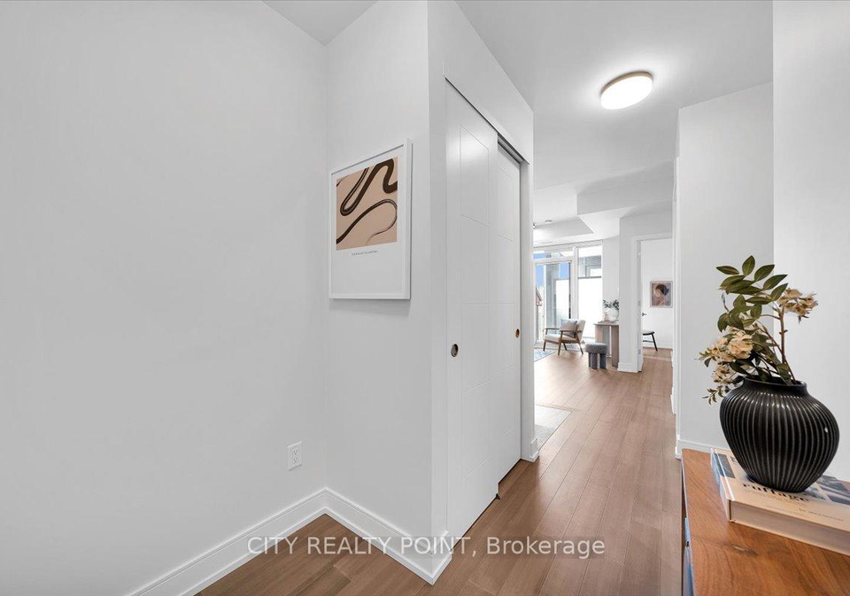 664-spadina-avenue-toronto-ontario-c13045846