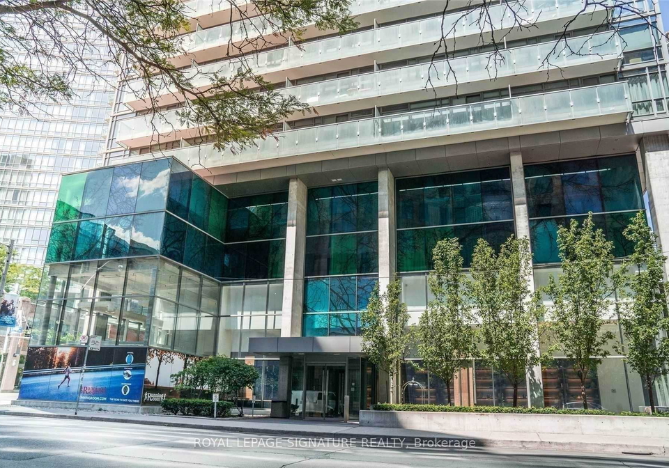 38-grenville-street-toronto-ontario-c13045948