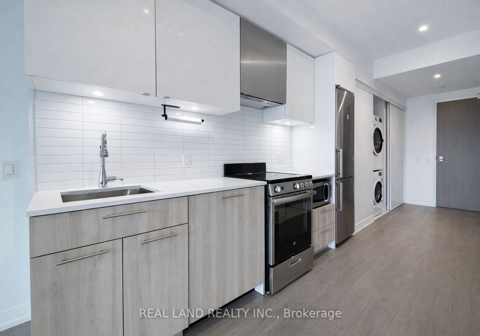 251-jarvis-street-toronto-ontario-c13045956