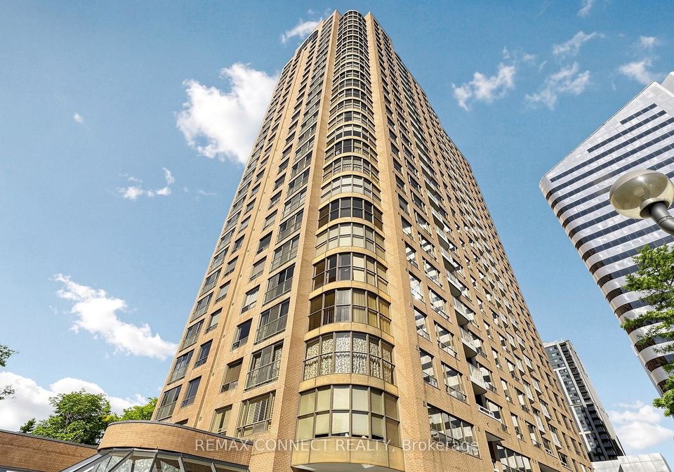 100-upper-madison-avenue-toronto-ontario-c13046070