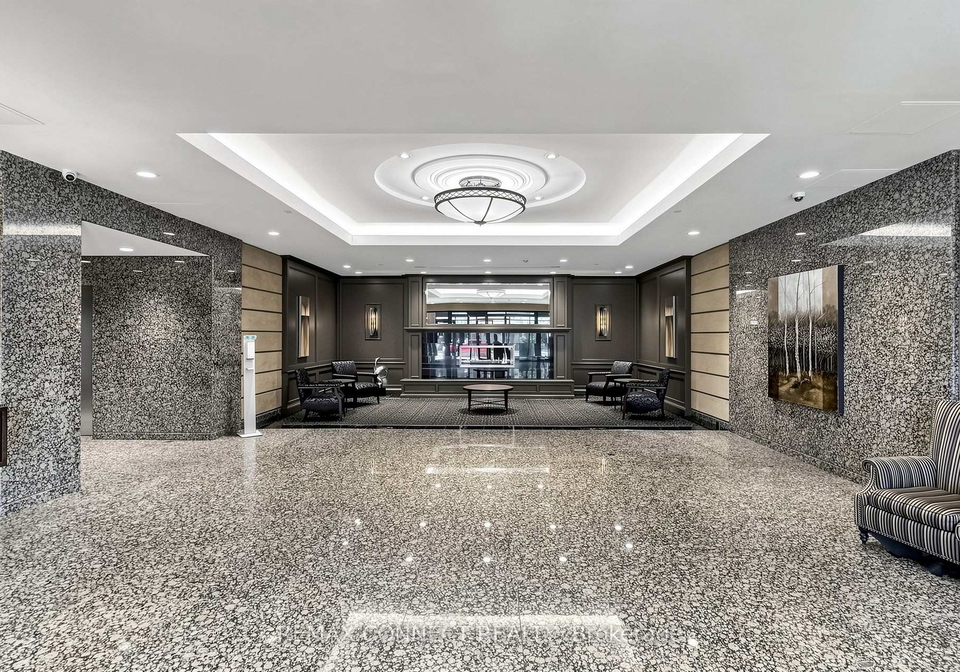 100-upper-madison-avenue-toronto-ontario-c13046070