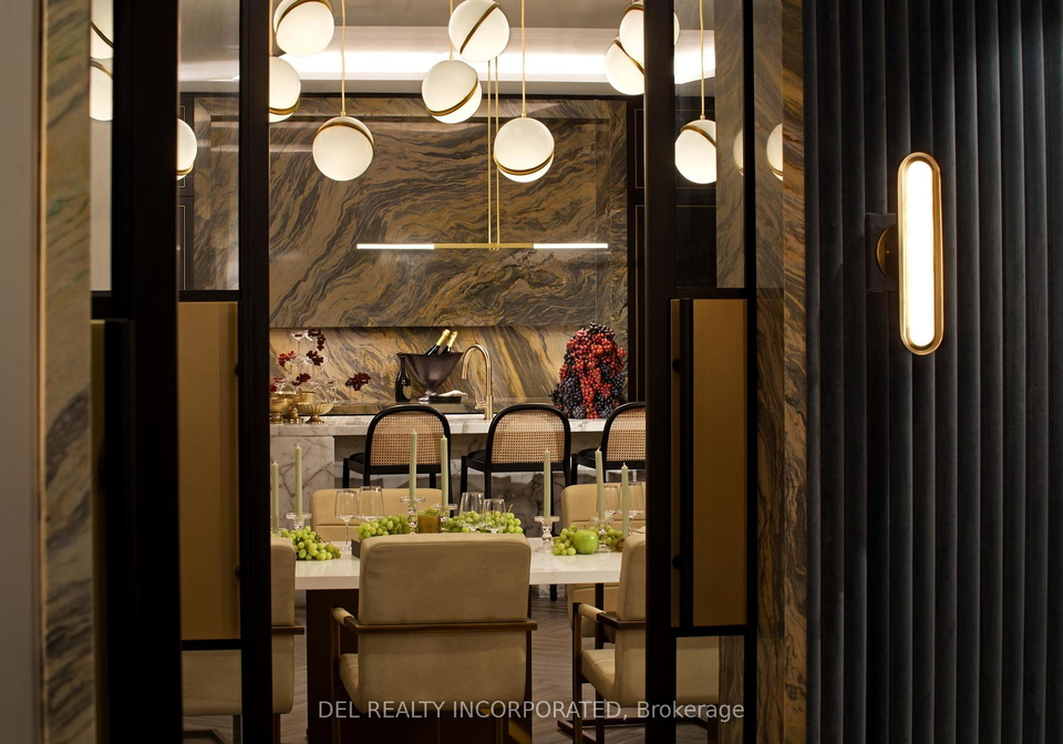 455-wellington-street-w-toronto-ontario-c13046092