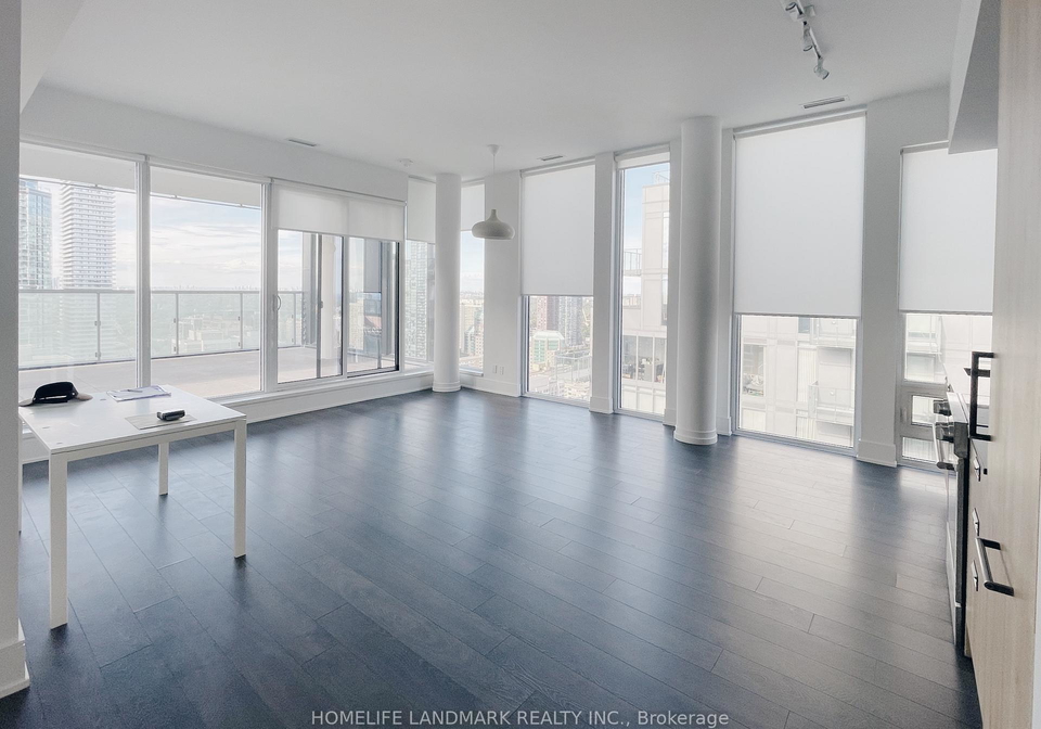 28-wellesley-street-e-toronto-ontario-c13046122