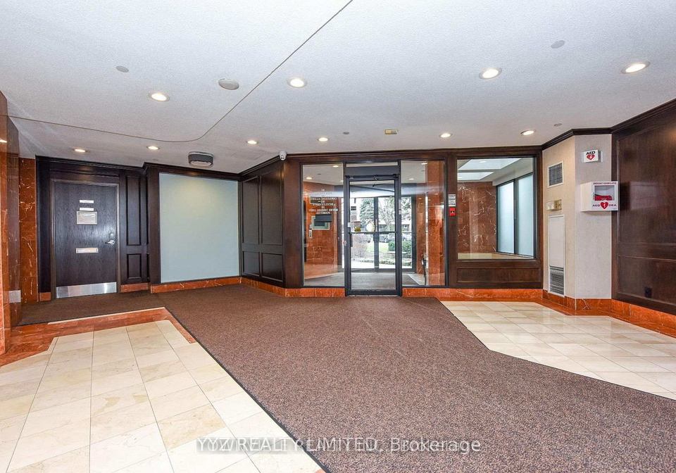 1101-steeles-avenue-w-toronto-ontario-c13046170