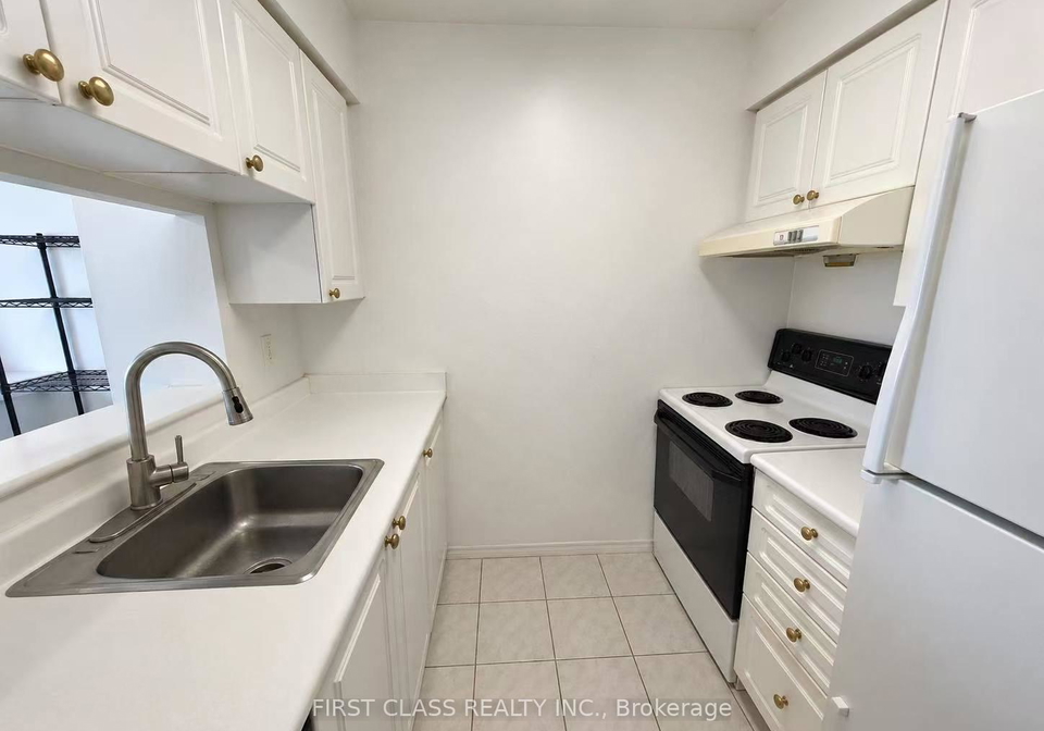 3-pemberton-avenue-north-york-ontario-c13046172