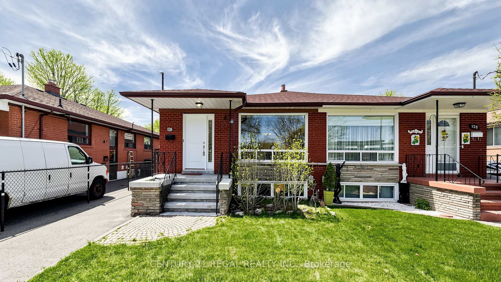 126-fenside-drive-north-york-ontario-c13046364